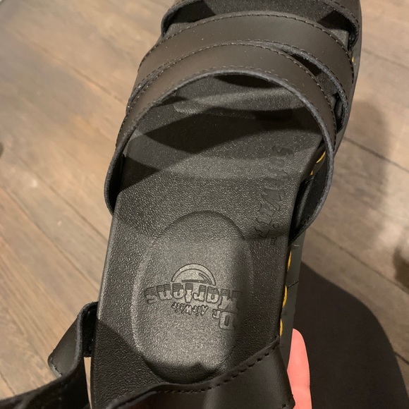 New Dr. Martens Black Blaire Platform Sandals - Picture 9 of 11